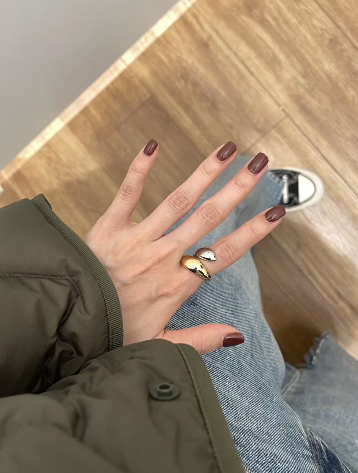 Let Her. Nail It. UV Gel Strips [Color #Iced Coffee]